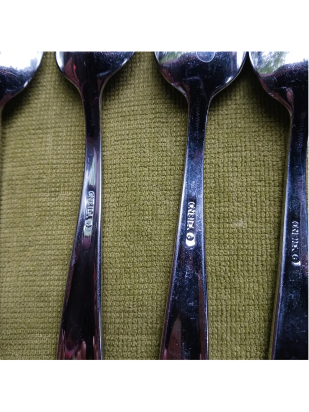 Oneida Splice Set of 4 Tea Spoons Stainless Steel